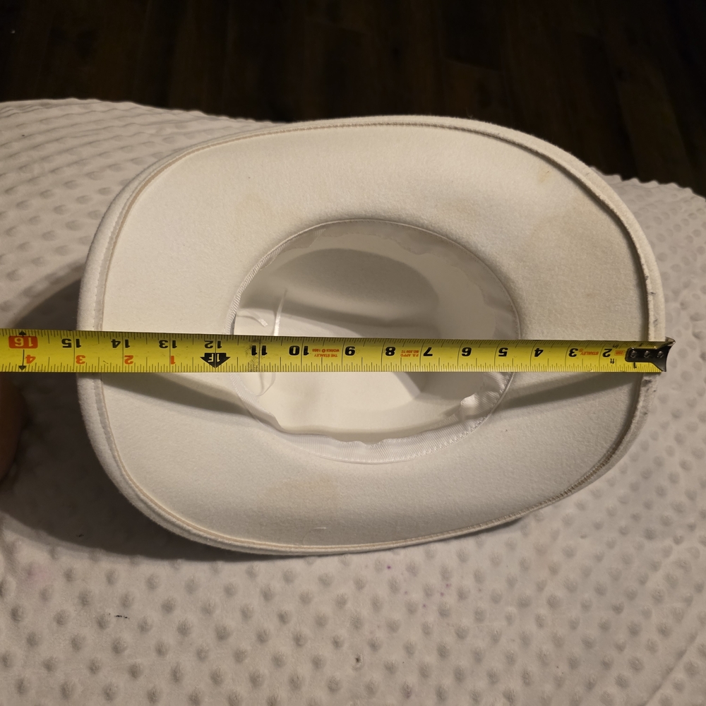 White Felt Western Hat Decor - Picture 6 of 12